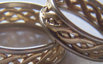 WeddingRings-Attribution-Flickr-firemedic58.gif